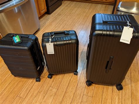 rimowa suitcases review reddit.